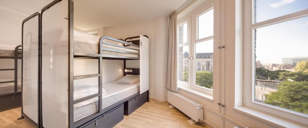8 cama habitación compartida - Mixta - Standard - Baño privado