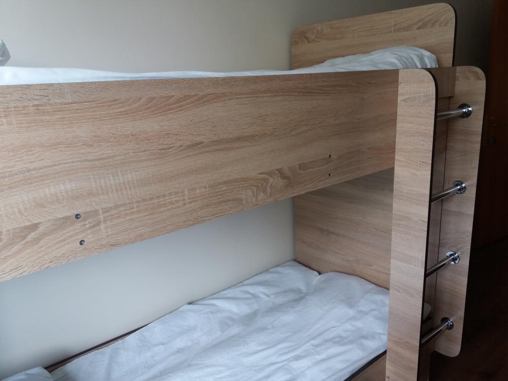 8 cama habitación compartida - Solamente mujeres - Standard - Baño común en el mismo piso