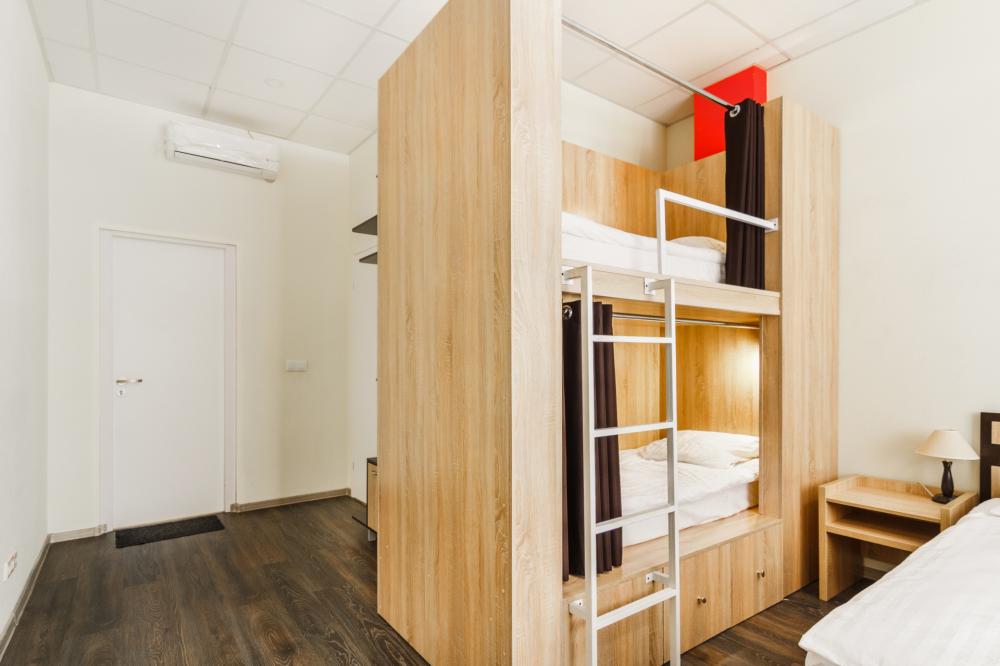 Habitación cuádruple - Mixta - Standard - Baño privado