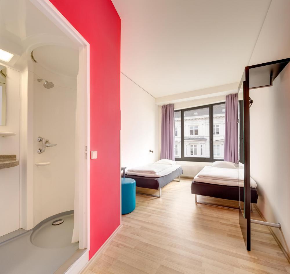 Habitación Twin (2 camas) - Mixta - Standard - Baño privado