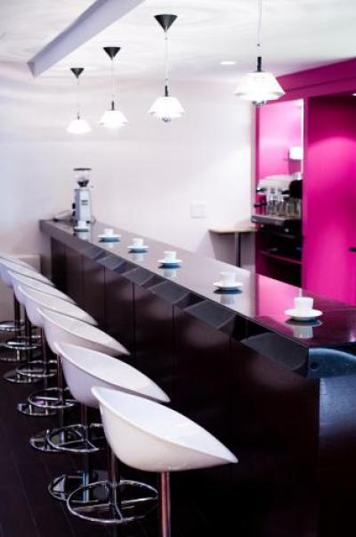 Bar Image