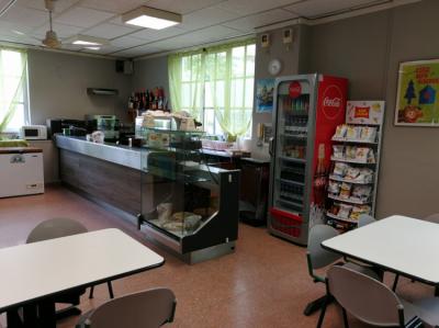 Cocina comunal y cafetería Image