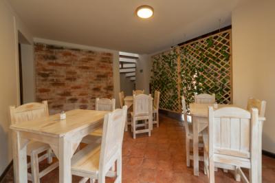 Amplio Comedor Image