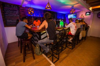 Bar Image