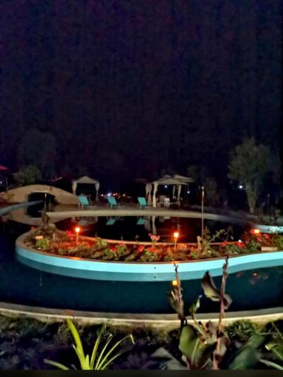 Piscina de río tranquilo Image